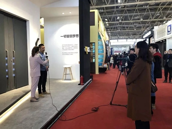 慕拉斯携手PIRNAR惊艳亮相2019北京门展,盛赞如潮!