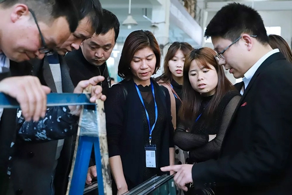 亿合门窗2019年3月新商特训营圆满落幕