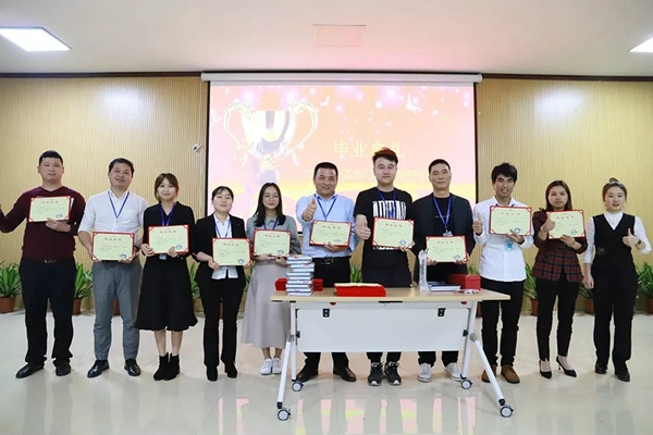 亿合门窗2019年3月新商特训营圆满落幕