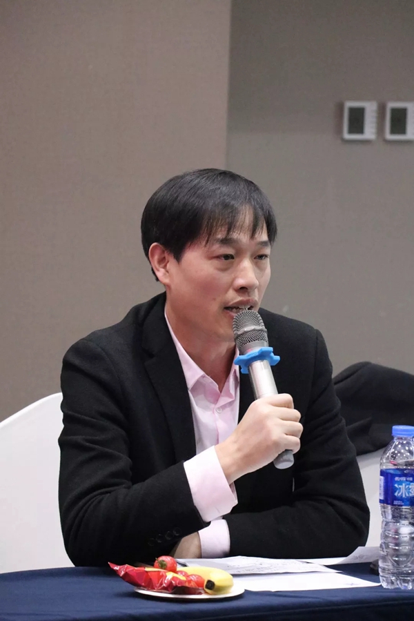 红宝石墙布第二季度工作会议河南站正式开启！