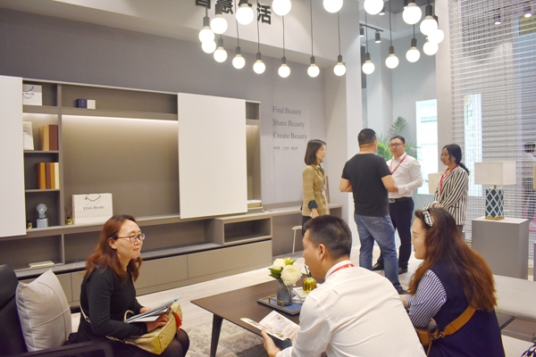 全球资源平台化运作，丽维家IT赋能加码新零售门店