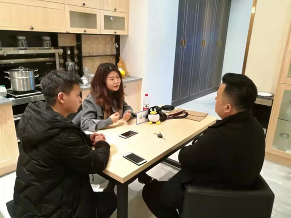 禾田世家优秀经销商刘波专访：把客户当成好朋友一样热诚的服务！