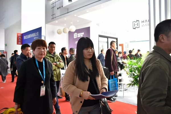 浩和门窗稳扎稳打务实基础，北京新国展大放异彩震撼同行！