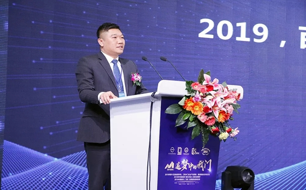 派雅门窗董事长李钧洪：信心之年，创新升级是企业成功的关键