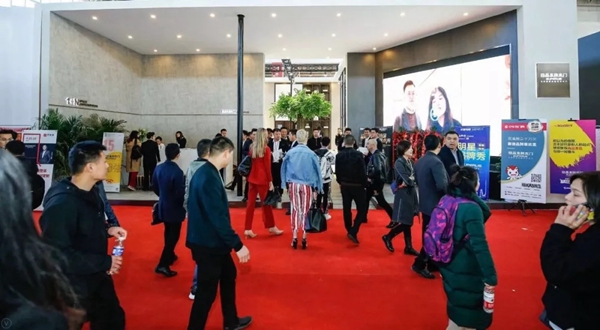 嘉禾整木邀您感受展会木门护墙板及全屋定制风采！