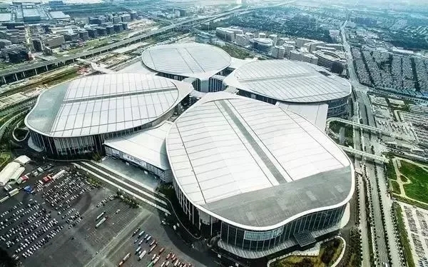 伊恋全屋定制重磅推出五大品类，三月上演双城精彩！