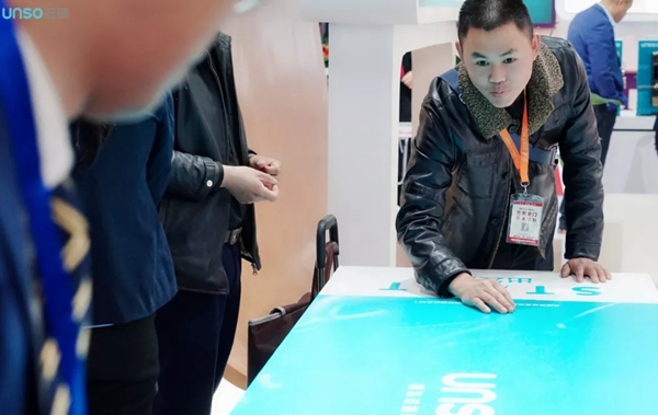 云硕智能锁携全线产品惊艳亮相2019北京门业展