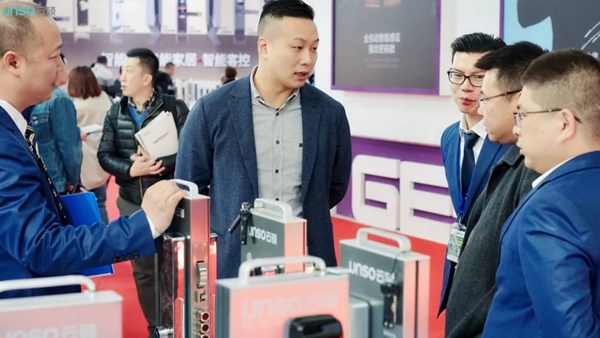 云硕智能锁携全线产品惊艳亮相2019北京门业展