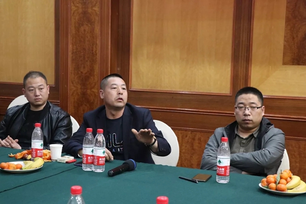 红宝石墙布第二季度工作会议河北站完美结束,服务团队双升级!