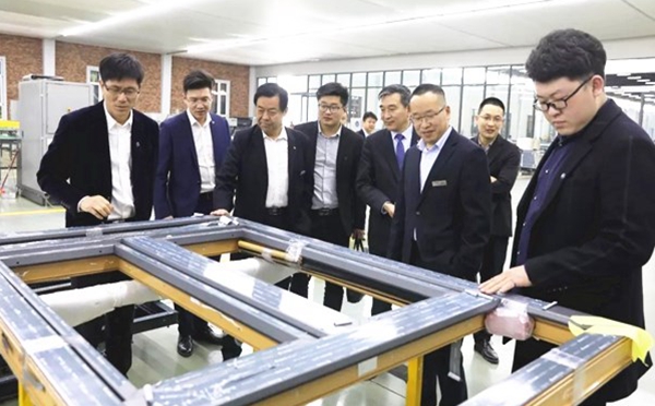 科饶恩门窗迎来河南五方建筑科技集团董事长崔国游一行莅临参观指导