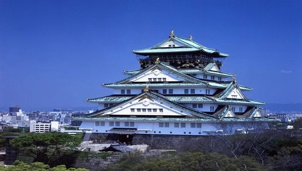 摩尔登窗帘销售精英团队五月启程新马，领略异国风光！
