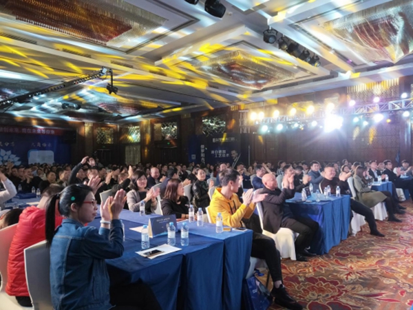 同乐门窗2019年未来大商营销峰会暨《梦计划》启动仪式隆重举行