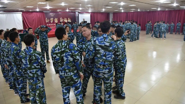 其邦门窗2019年执行力军事拓展特训圆满结束！