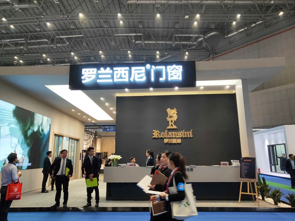 2019年中国建博会（上海）|罗兰西尼门窗熊茶垅：丰富产品线，多款新品惊艳亮相