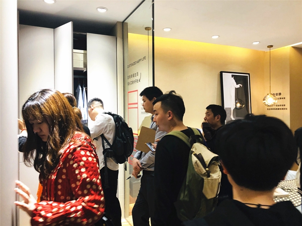 广州定制家居展|艾瑞卡全屋定制包聚：艾瑞卡开启拎包入住2.0时代