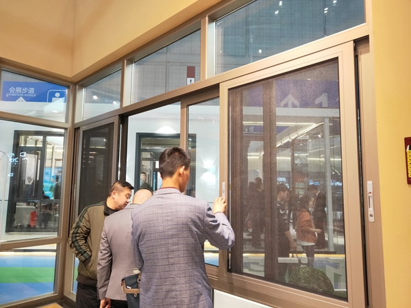 2019年中国建博会（上海）|帝奥斯门窗梁焕新：加大品牌推广力度，加强服务建设
