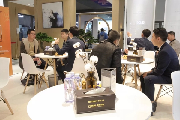 飞宇门窗上海建博会现场盛况，直击报道！