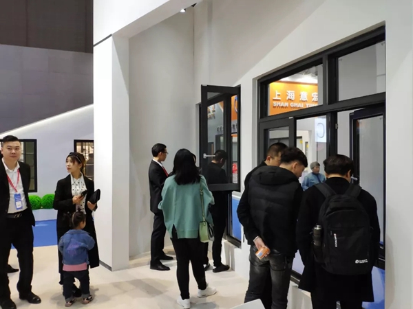 德技优品门窗上海建博会2.1B302展位人气爆棚！