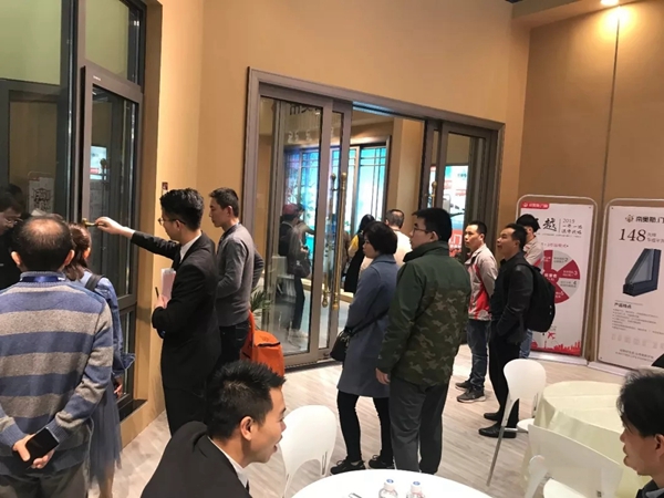 帝奥斯门窗携带静音新品隆重盛装出席上海建博会!