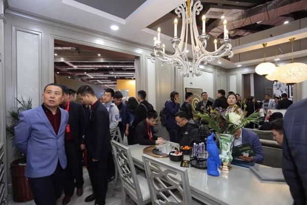 尚佰木门在中国建博会(上海)载誉而归，期待与您下次相约！