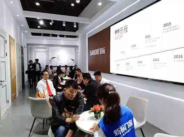 新标门窗在广州定制家居展载誉而归，期待与您下次相约！