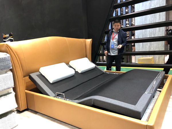 2019年中国建博会(上海)丨冠特定制家具王军太:企业定位是智慧家居