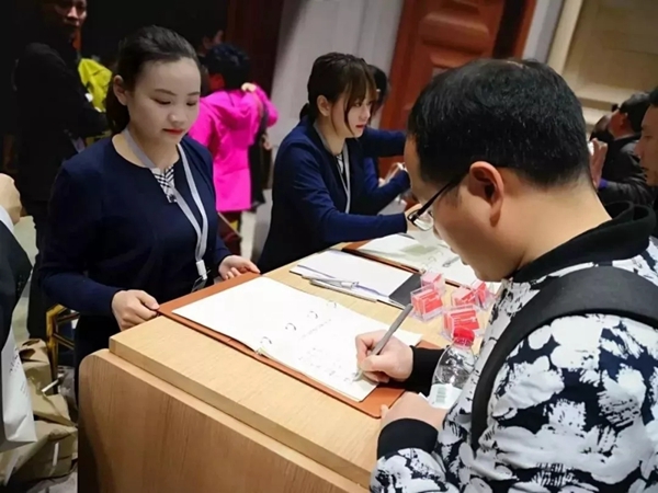 金欧米全屋定制引领意风新时尚，上海建博会精彩回顾！