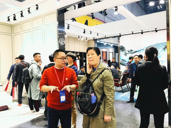 2019年中国建博会（上海）丨开开木门吕文波：让客户拥有更好的体验感
