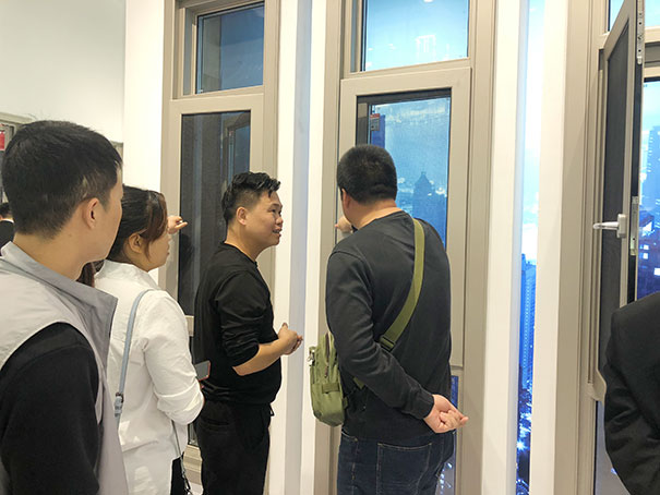 广州定制家居展|轩尼斯门窗刘俊龙：调整经销商结构，预计招商300家