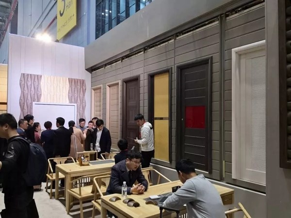 金欧米全屋定制上海建博会大放异彩，引领意风新时尚！