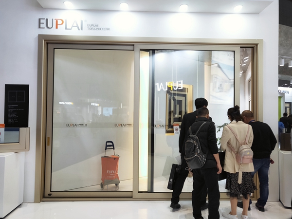2019年中国建博会(上海)|伊博莱门窗范贵萍:让经销商发展起来