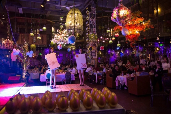 新标木门带您一起回顾三大品牌招商晚宴Party!