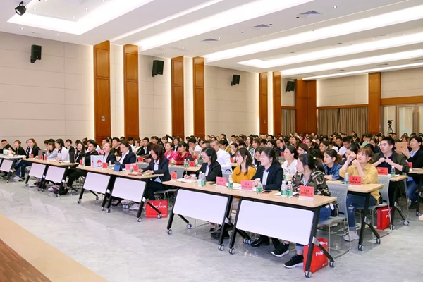 派雅门窗2019全国终端导购精英特训营圆满结束！