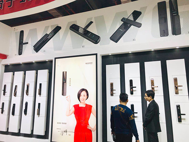 2019年中国建博会（上海）|吾爱吾家•智能锁殷昌午：全自动智能锁X5广受关注