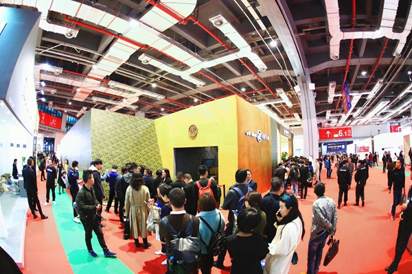 2019年中国建博会（上海）丨书香门地地板卜立新：以家为本、百年千亿