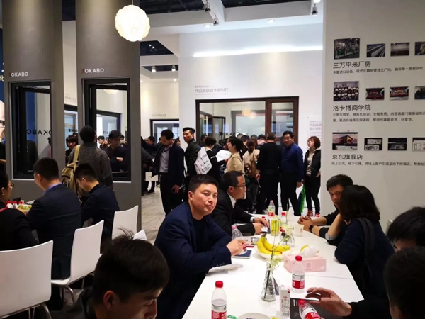 洛卡博门窗潜心四年终亮剑,上海建博会首秀圆满落幕