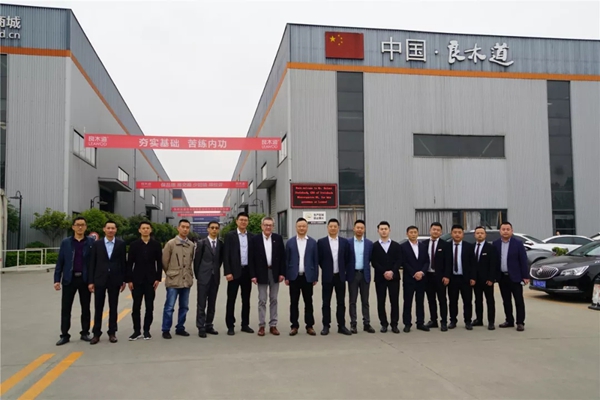 良木道&德国施坦巴赫合作签约,共同打造阳光房新世纪!