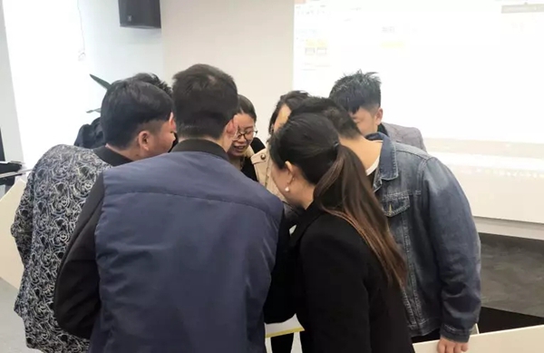 久扬木业4月份营销动员启动会,拉开4月份奋斗的序幕!