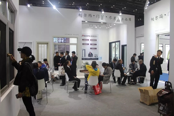 帕尔玛门窗惊艳亮相中国建博会(上海),成为展会亮点