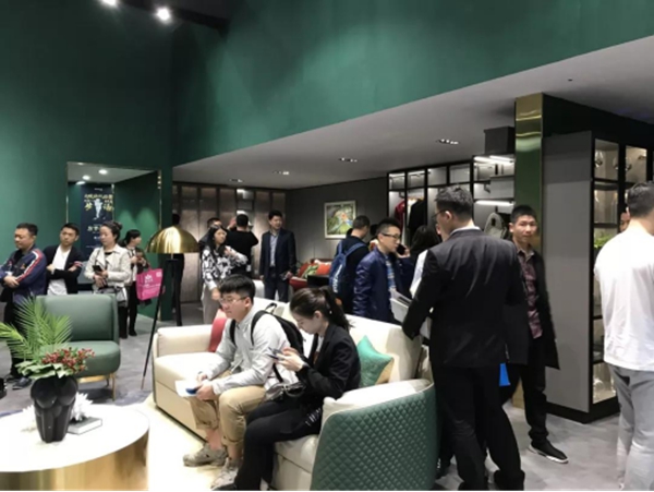 联邦高登全屋定制广州&上海展会大放异彩,奢适生活广受好评