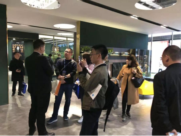 联邦高登全屋定制广州&上海展会大放异彩,奢适生活广受好评