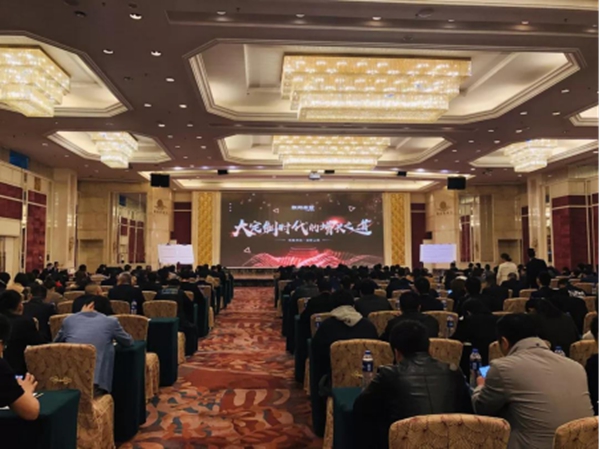 联邦高登全屋定制广州&上海展会大放异彩,奢适生活广受好评