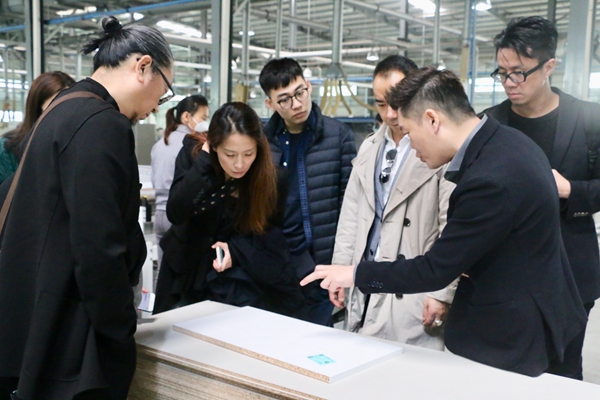 联邦高登超10万㎡工厂助力设计师联名款的炼成