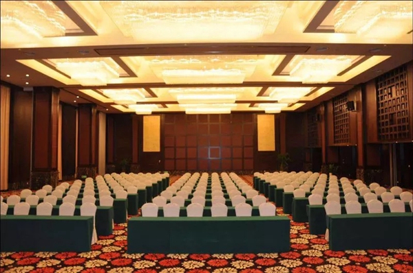 雅绣墙布2019年全国核心经销商大会暨520活动发布会进入倒计时1天！