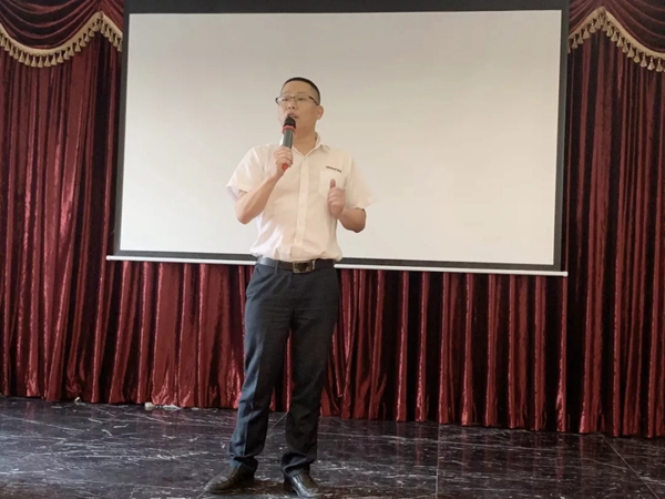新标家居2019年双城双展总结表彰会圆满落幕