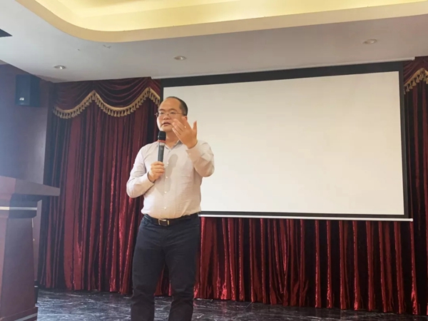 新标家居2019年双城双展总结表彰会圆满落幕