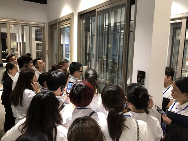 新豪轩门窗“强根筑梦，聚力前行”新商特训营成功举办！