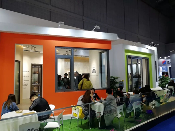 帕莱德门窗2019年中国建博会(上海)精彩回顾,引领门窗未来!