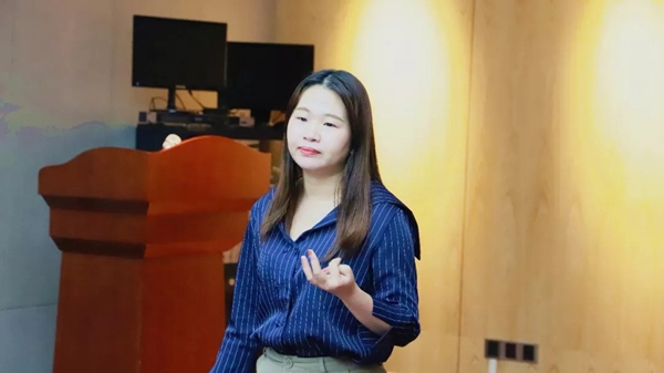 安柏瑞门窗四月份员工大会圆满举行