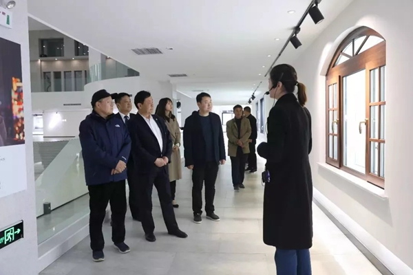 科饶恩系统门窗迎接河南卫华集团创始人韩宪保一行莅临考察